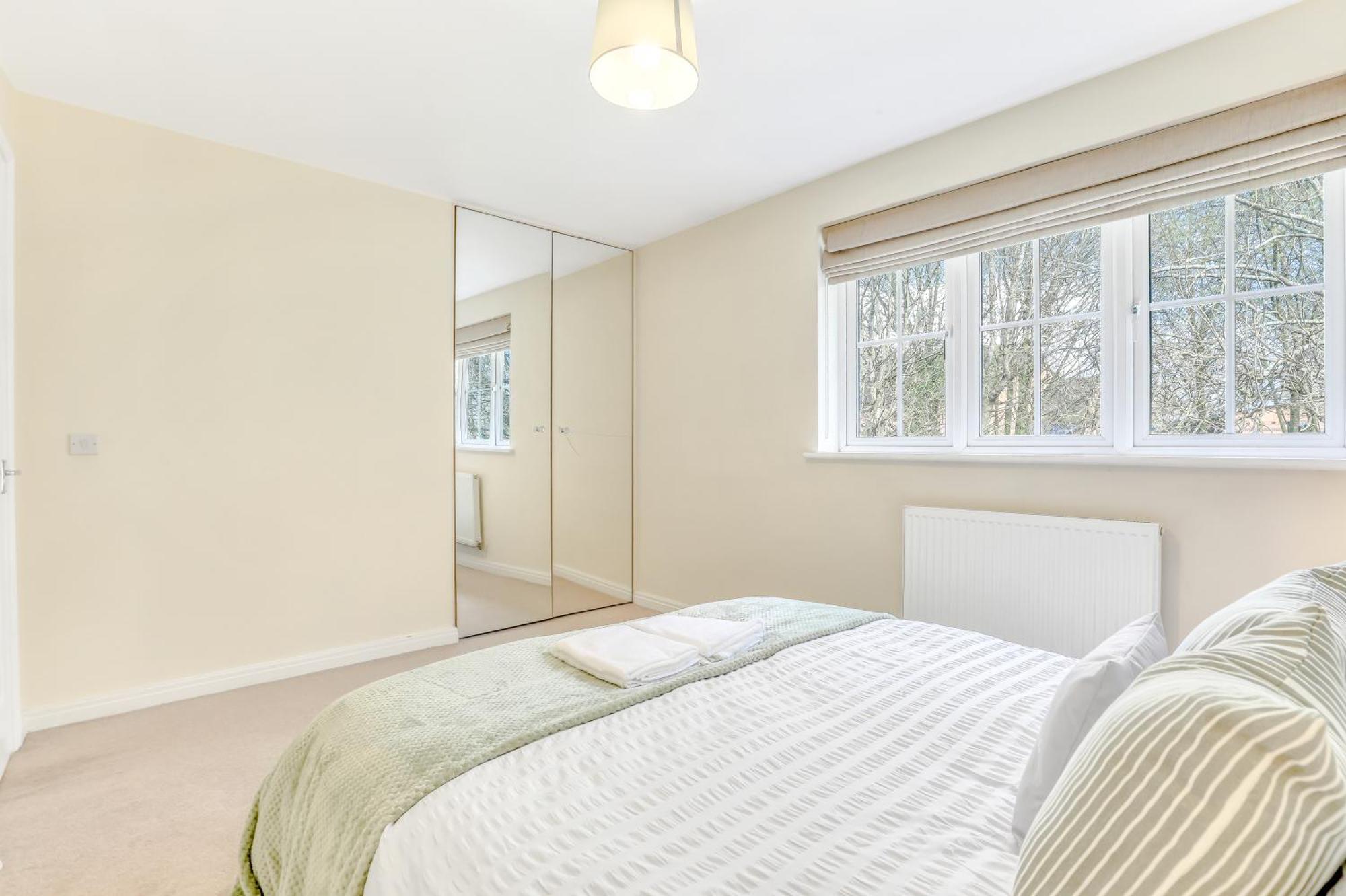 Silver Stag Properties, 3 Bedroom W Parking And Garden Smisby Exterior photo